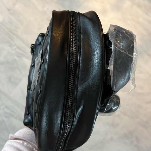 Badgley Mischka Mini Backpack Black Vegan Leather Quilted Puffer front pocke - Picture 10 of 12